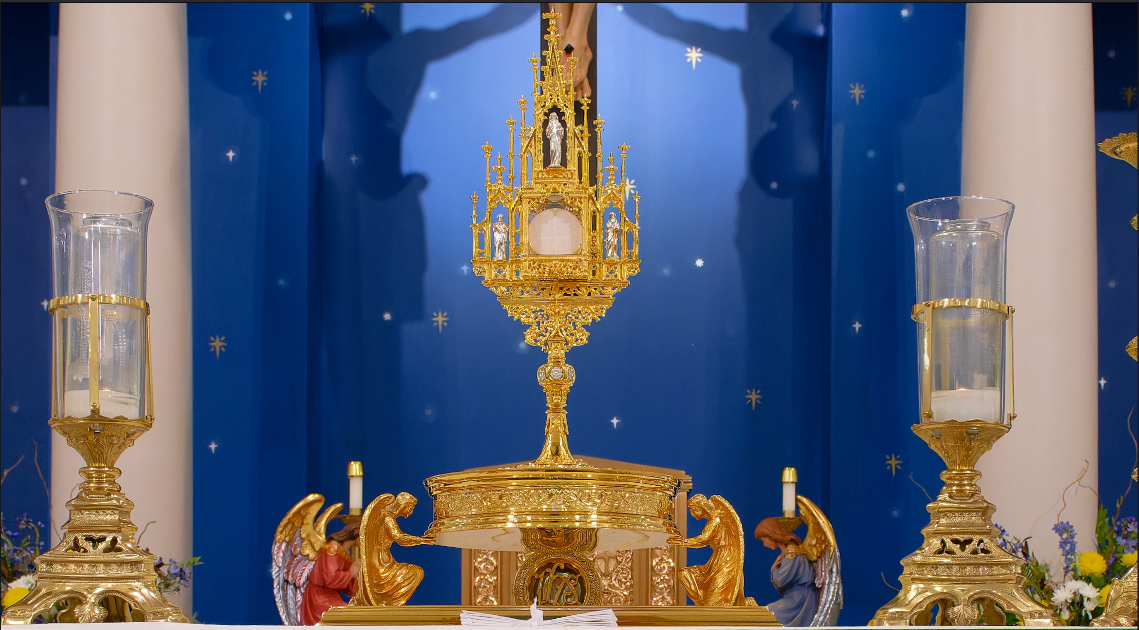 holy eucharist adoration